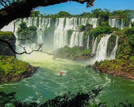Traslados IN/OUT + Exc. Cataratas lado Argentino 