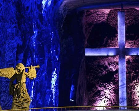 SALT CATHEDRAL VISIT - REGULAR