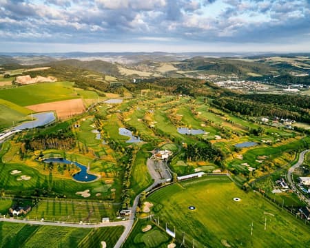 Albatross Golf Resort