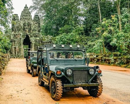 Sunrise Jeep Journeys in Angkor Wat