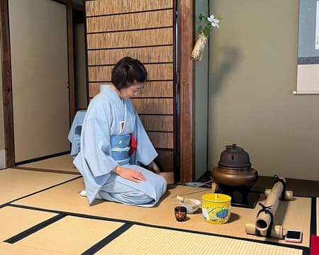 Kimono wearing and Tea ceremony (Sado) in Kyoto (Private)