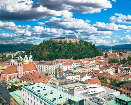 LE PIÙ FAMOSE ATTRAZIONI SLOVENE  LA CAPITALE LJUBLJANA E IL LAGO DI BLED 