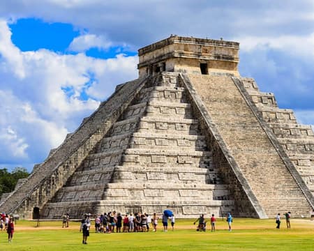 TOUR CHICHEN ITZA CLÁSICO EN CANCÚN CON TRANSPORTACIÓN (CVU)