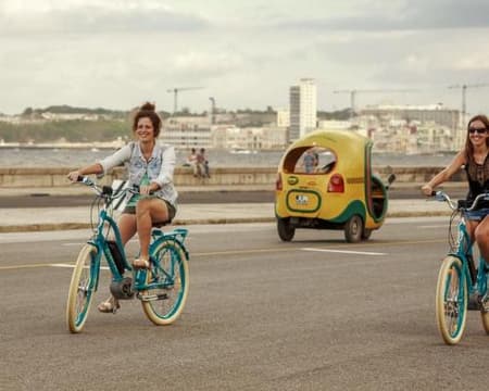 Halbtagesausflug "Havanna per E-Bike"