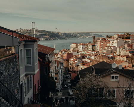  İstanbul'un Büyüsünü Keşfedin: Üsküdar / Kuzguncuk Turu!