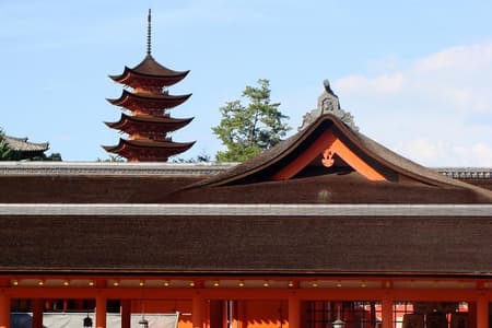 Hiroshima Like a Local: Customized Private Tour