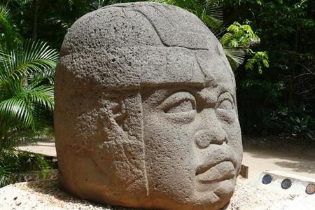 Excursión de medio a Villahermosa con visita al museo La Venta