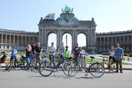 Fietstour met een kleine groep langs bezienswaardigheden in Brussel
