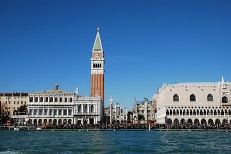 Venetian Wonders: Day Trip to Venice from Bergamo