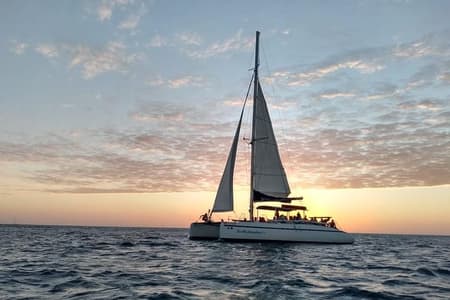 Sunset Sailing Catamaran in Tamarindo