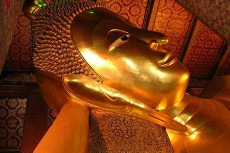Entrada de Buda reclinado de Bangkok (Wat Pho)