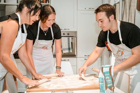 Partagez vos pâtes Amour: Cours de pâtes et tiramisu en petit groupe à Trieste