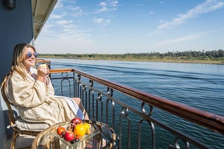  Crociera di 3 notti da Assuan a Luxor, tra cui Abu Simbel, villaggio nubiano e mongolfiera