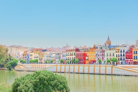 Tour Triana la Flamenca. "Includes visit to the corrals"
