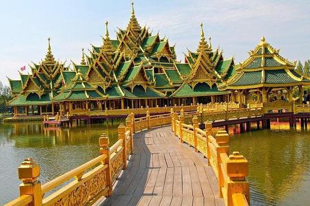 Muang Boran: entrada a la antigua ciudad de Samut Prakan de Tailandia