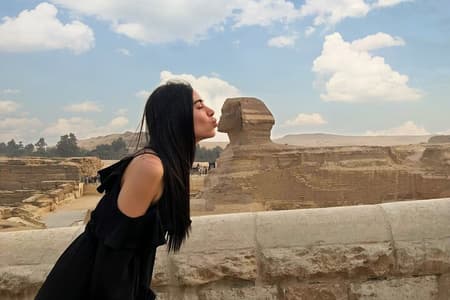 Desde Hurghada Legacy Trip – Explora las pirámides y el Gran Museo de El Cairo