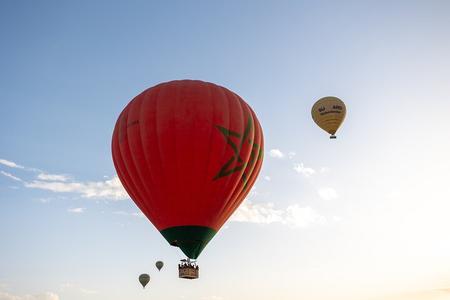 Luchtballonvaart: Marrakech-woestijn en uitzicht op het Atlasgebergte