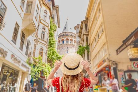 Galata e passeio à tarde genovesa