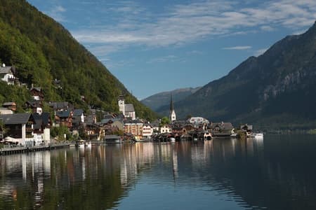 From Vienna: Hallstatt, Salzburg, Melk, Alps & Lakes Day Trip