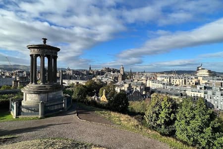 Edinburgh City 4 Hour Private Guided Taxi Tour