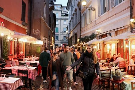 Tour gastronomico di Roma: gemme nascoste di Trastevere con cena e vino