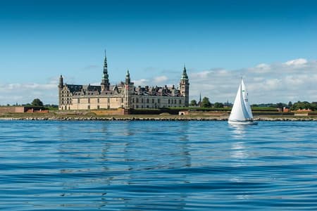 Cathedral ,Viking ships Tour, Palace and Castle (April)