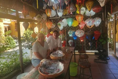 Clase de fabricación de faroles y paseo en barco con cestas (por la mañana o por la tarde)
