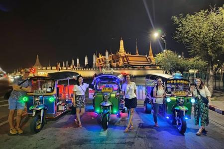 2 - heure Bangkok Old City Night Tour sur CHOB TUK TUK + dégustation de nourriture