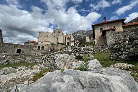 Bovilla e Kruja: Dove la storia incontra la natura