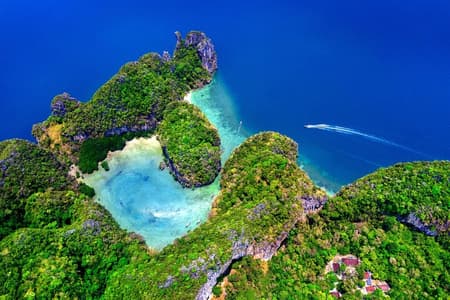 Hong Island Day Tour by Speedboat from Krabi