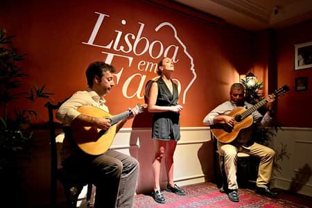 Spettacolo di Fado con vino di porto alla storica Lisboa em Fado
