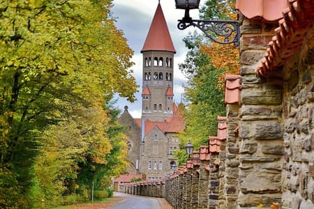 Luxembourg: Private Walking Tour with Local Guide