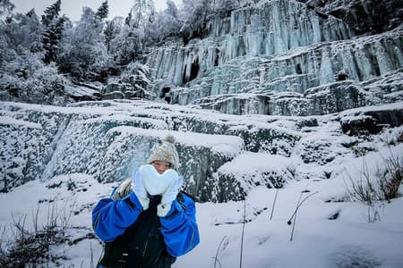Rovaniemi: Korouoma Canyon & Frozen Waterfalls Tour with BBQ