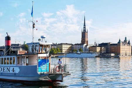 Visita obligada de Estocolmo - Casco antiguo, barco + Museo Vasa 3h grupo pequeño