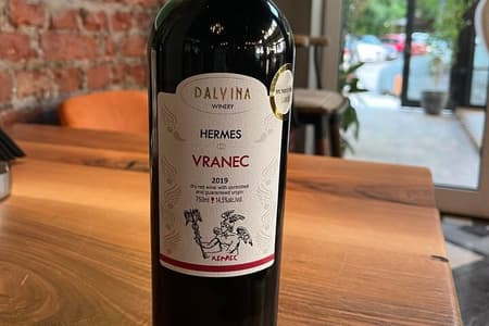 Experiencia autóctona de cata de vinos de los Balcanes
