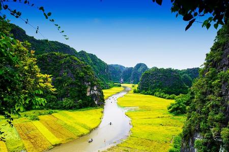 Tour de día completo por lo más destacado de Ninh Binh desde Hanói