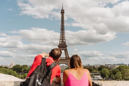 Paris in a Day with Louvre, Eiffel Tower, Notre Dame & Cruise