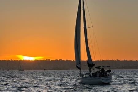 Deluxe Sunset & Day Sail Grupo pequeño