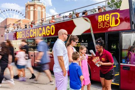 Chigaco Hop-on-Hop-off-Tour im großen Bus