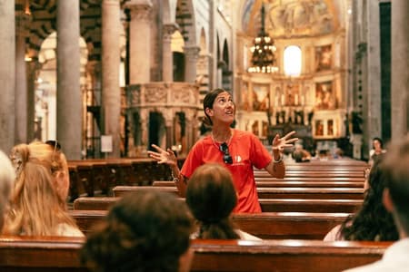 Square of Miracles guided tour with Leaning Tower ticket (option)