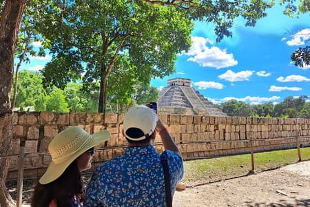 Tourist Transportation from Valladolid to Chichen Itza and 2 Cenotes