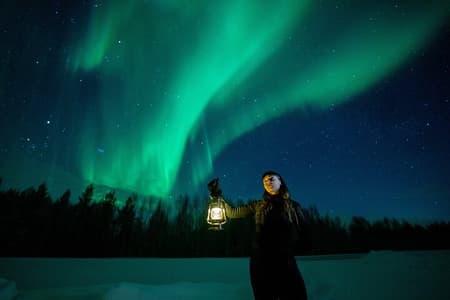 Unlimited Range Northern Lights Hunt with VIP Van