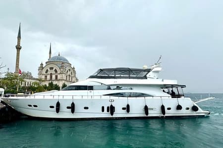 Lyxig Bosporen Yacht Cruise - Mellanlandning i asiatiska sidan