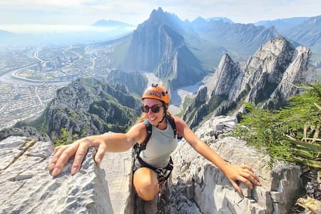 Hiking Climbing And Rappelling In The Eaglets Nest