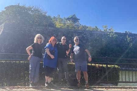 Osaka Private Walking Tour with a Local