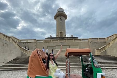 Colombo Sightseeing Private Tour by Tuk Tuk Morning OR Evening