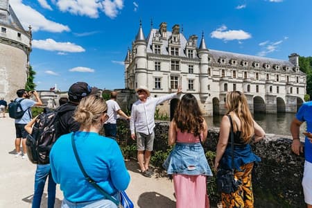 Loire Valley Castles Day Trip from Paris with Wine Tasting