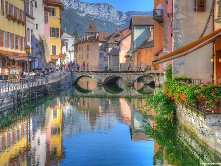 Visita al casco antiguo de Ginebra y a Annecy