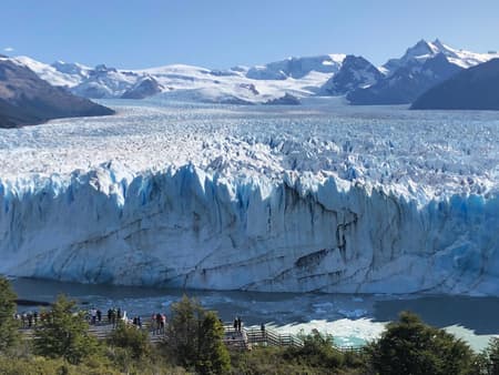 Perito Moreno Glacier Day Trip and Boat Ride - Small Group Tour