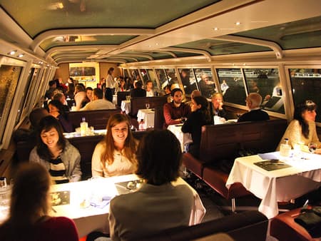 Amsterdam Canal Dinner Cruise with 4-Course Menu